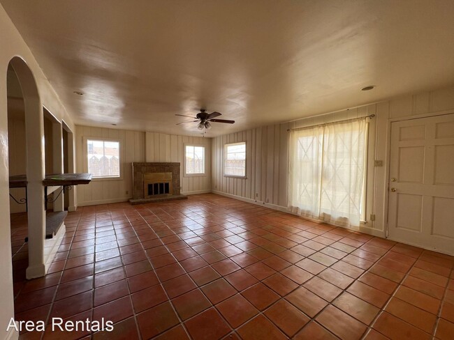 Building Photo - 3 br, 1 bath House - 25567 W. MAIN STREET