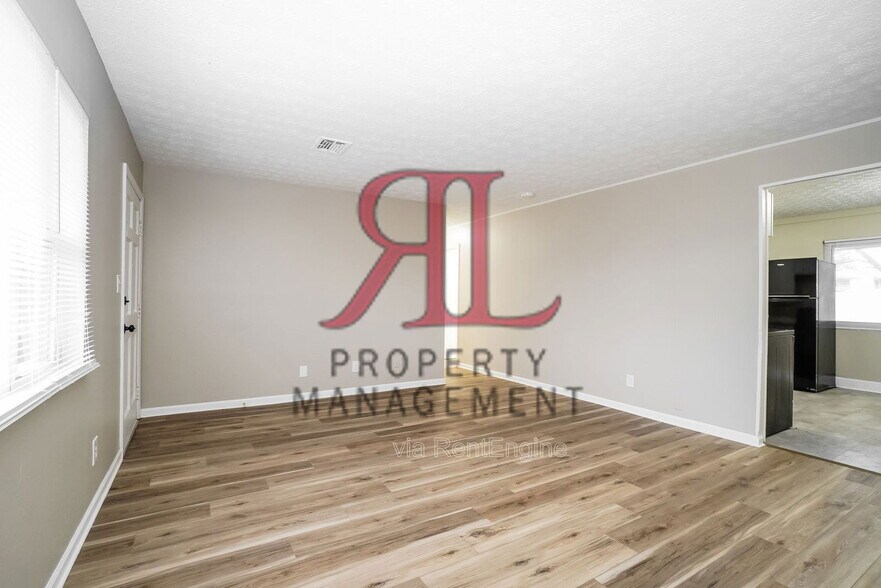 Building Photo - 1951 Riverdale Rd