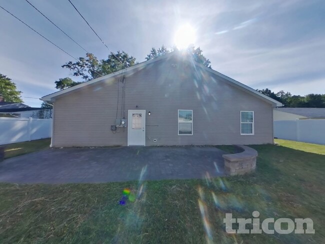 Building Photo - 39 Timber Ln