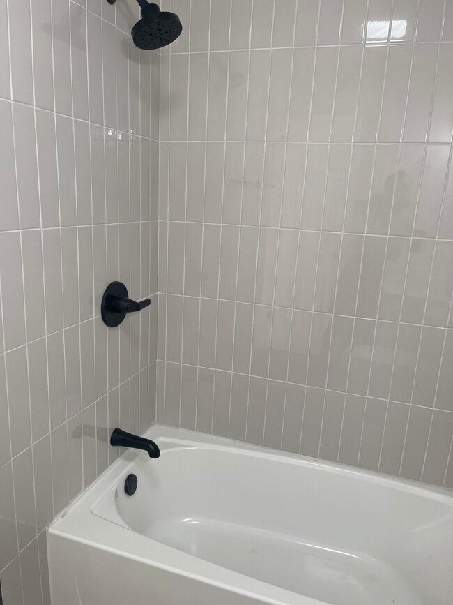 Building Photo - 338 Richy Rd