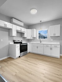 Building Photo - 186 Rodman St