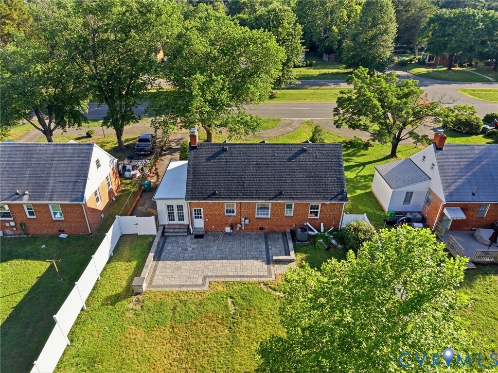 Building Photo - 6412 Monument Ave