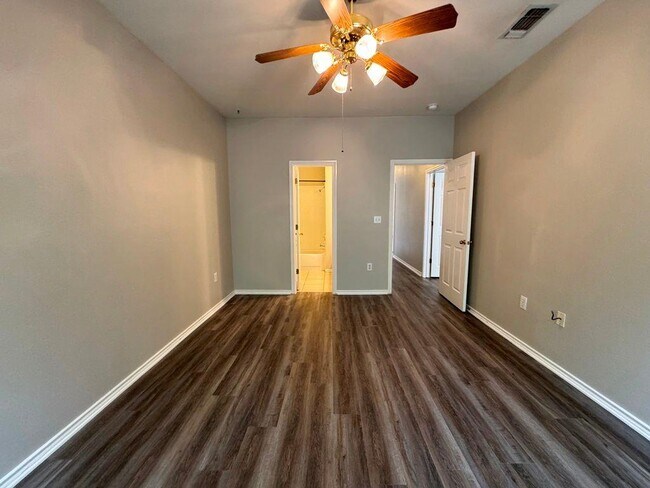 Building Photo - 1717 Constantino Cir