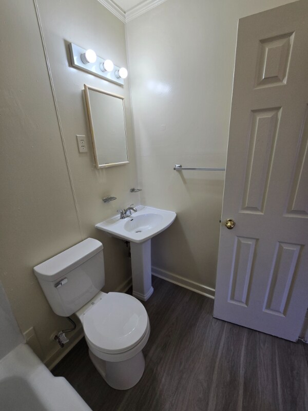 Building Photo - 6100 Strathmore Rd