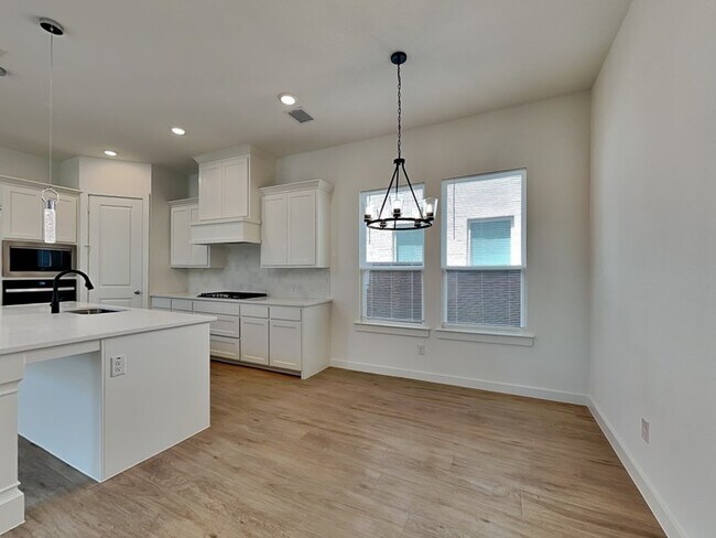 Building Photo - 15672 Desert Broom Rd