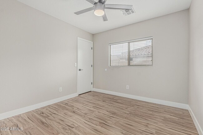 Building Photo - 3212 W Lucia Dr