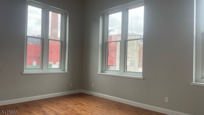 Building Photo - 38 Mill St