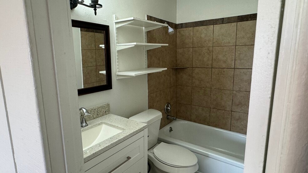 Building Photo - 8063 Meadow Rd