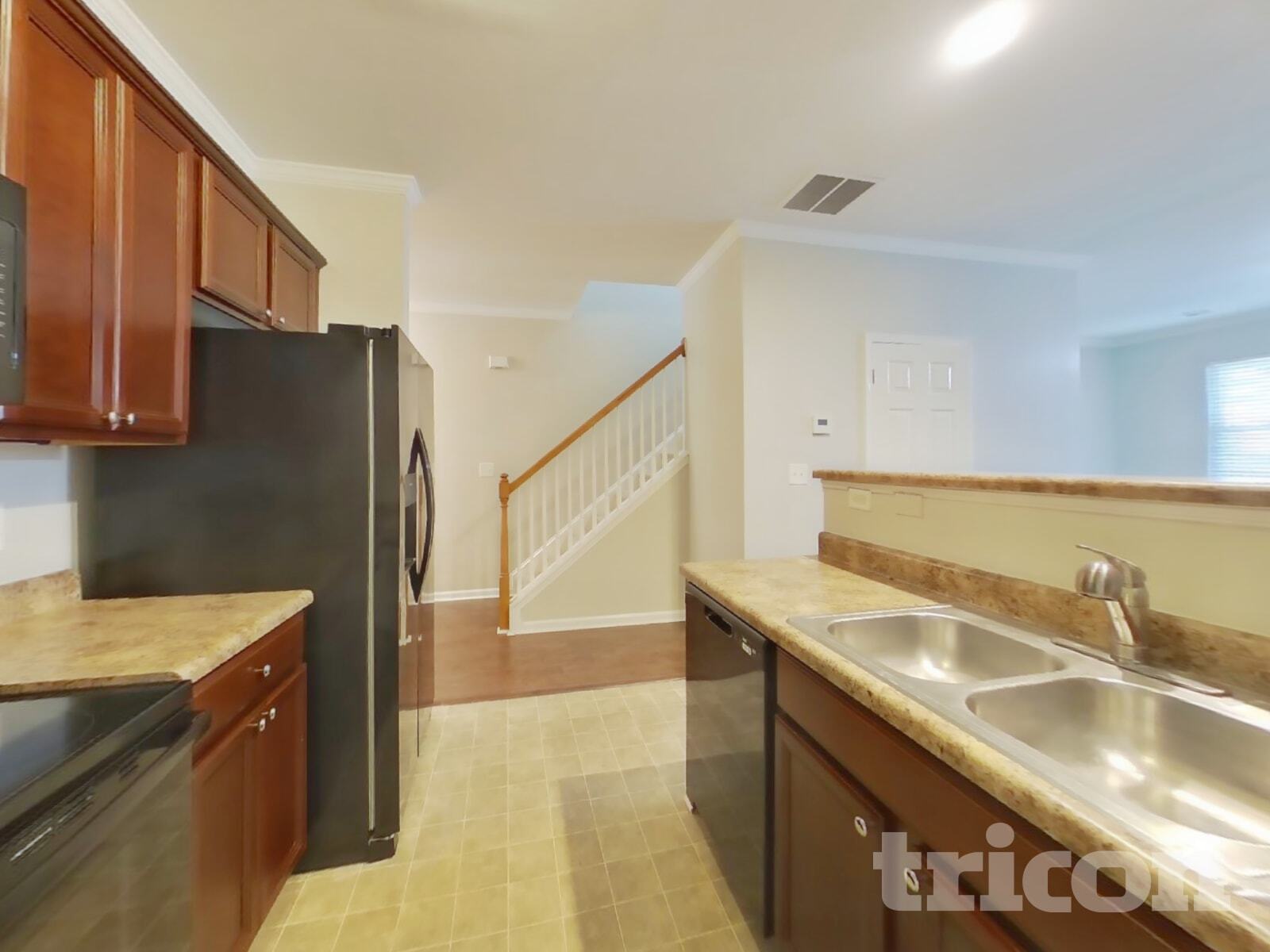 Building Photo - 3364 Estes Dr
