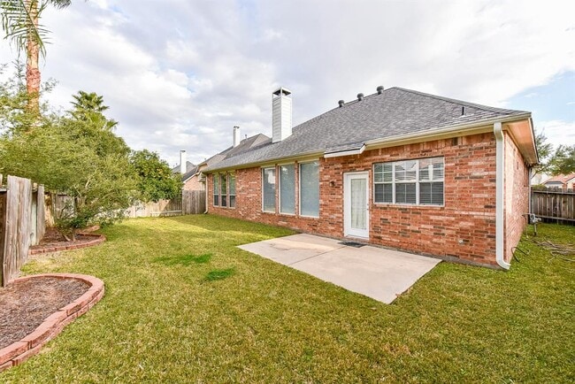 Building Photo - 21822 Mystic Point Ct