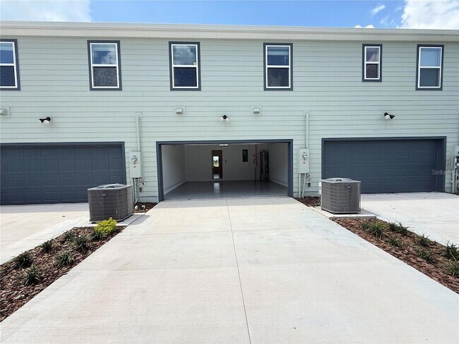 Building Photo - 11411 Harborview St