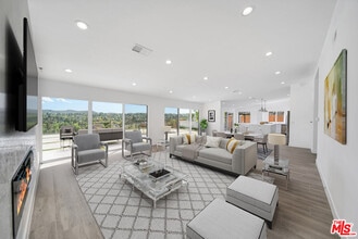 Building Photo - 23500 Aetna St