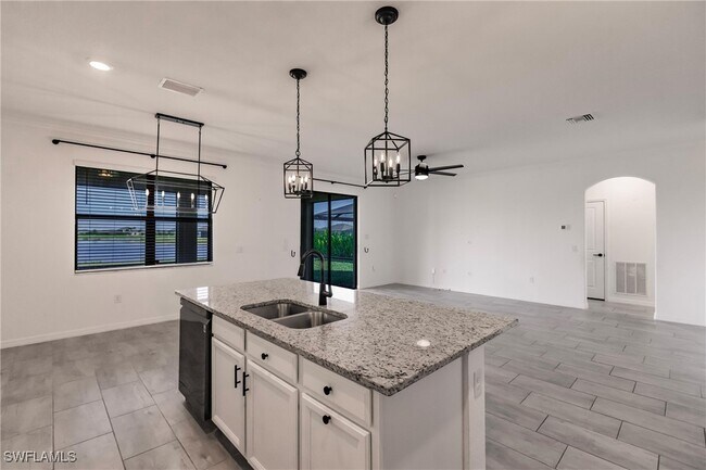 Building Photo - 14599 Cantabria Dr