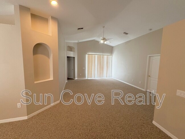 Building Photo - 31032 Stone Arch Ave