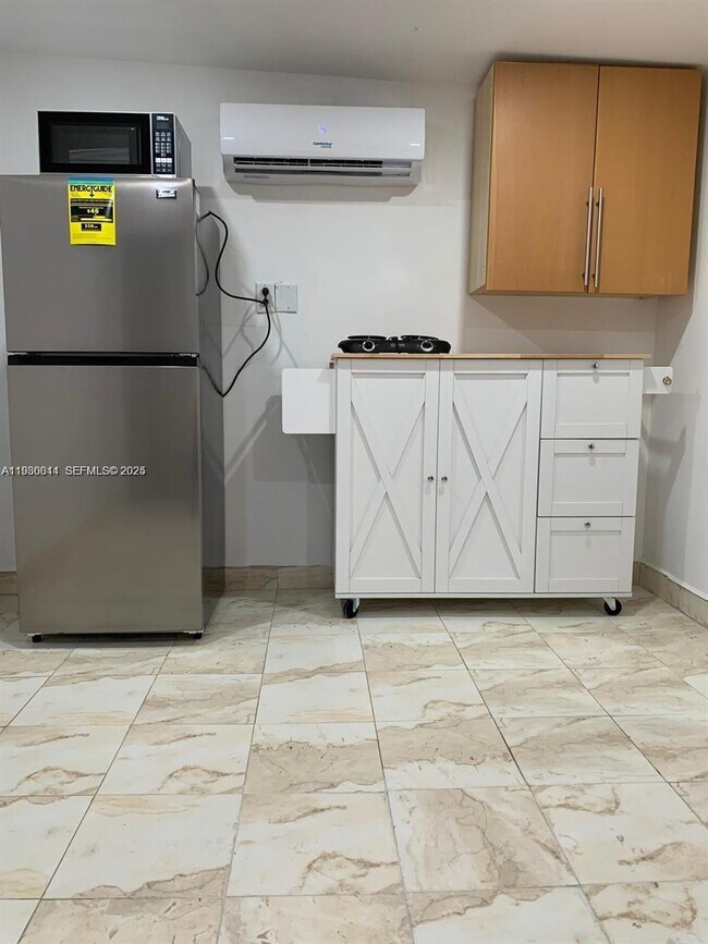 Building Photo - 20811 NW Miami Pl