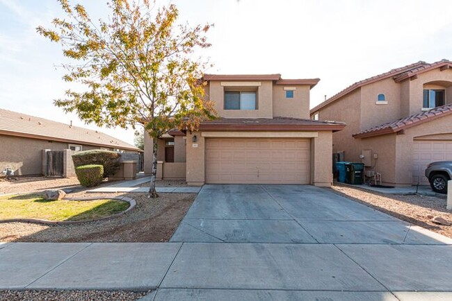 Building Photo - Beautiful Home in Laveen with Resort Style...