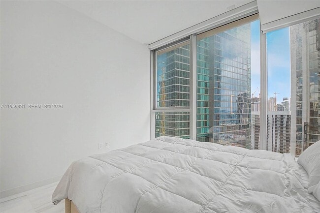 Building Photo - 300 Biscayne Blvd Way