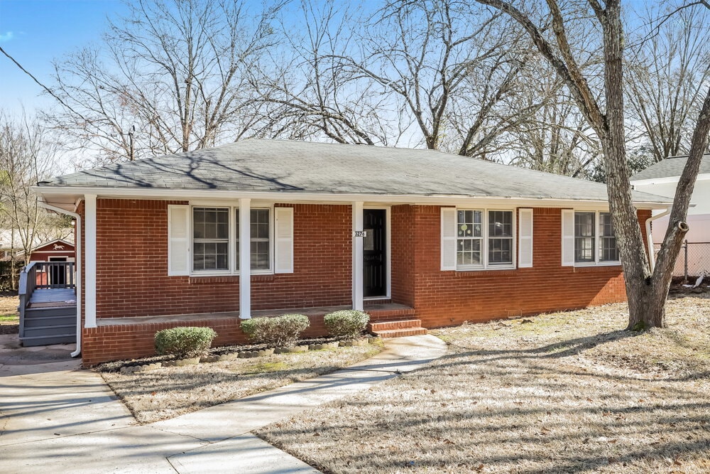 Building Photo - 3276 Elm St