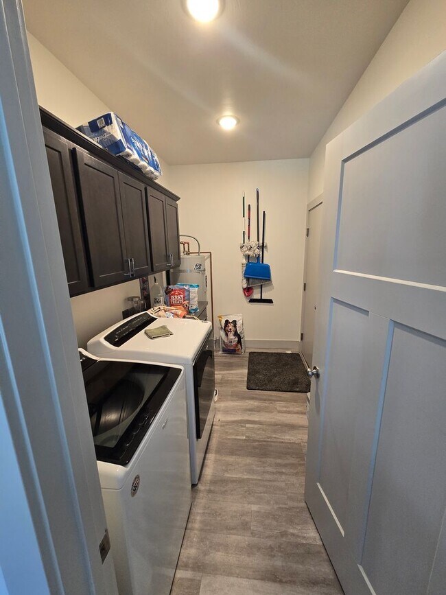 Building Photo - 3 Bed 2 Bath rental in Belgrade