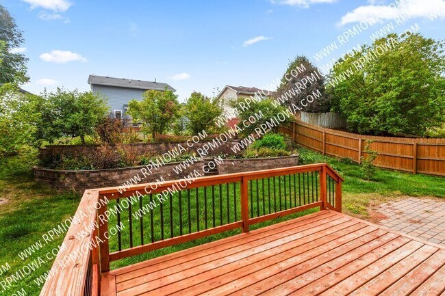 Building Photo - 8912 Highland Oaks Dr
