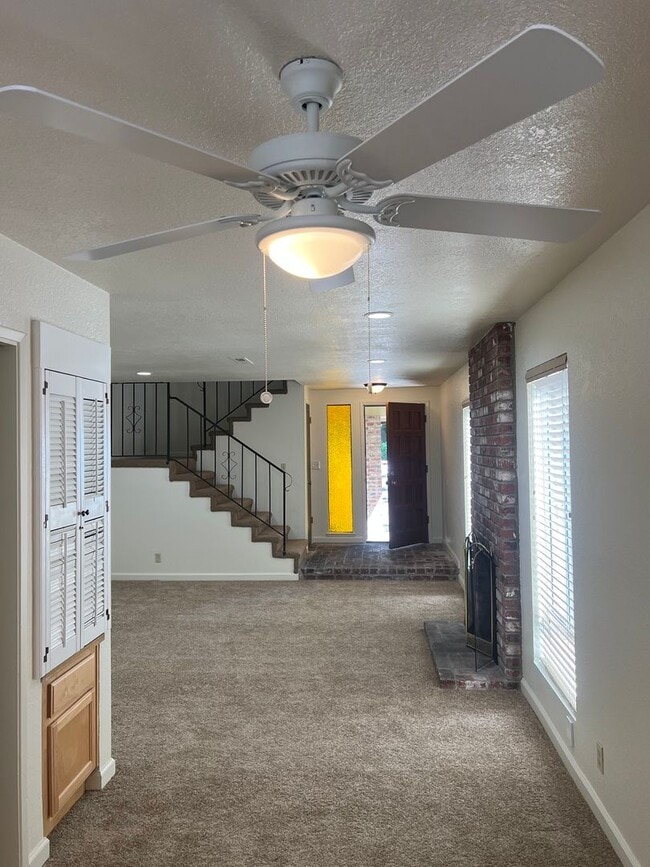 Building Photo - 2526 I St