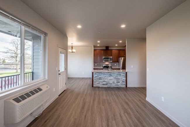 Building Photo - Must see modern apartment near pickleball courts and community amenities!