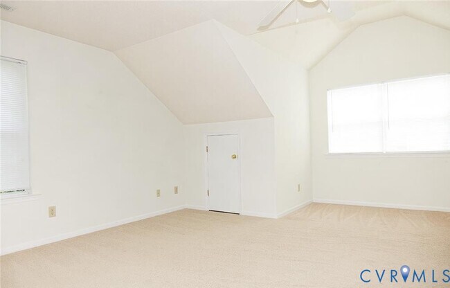 Building Photo - 3920 Pine Bluff Ct