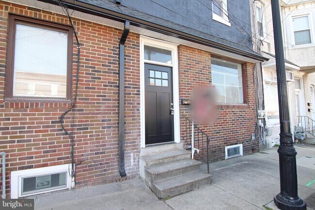 Primary Photo - 66 E 4th St