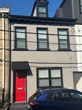 Building Photo - 912 Peralta St