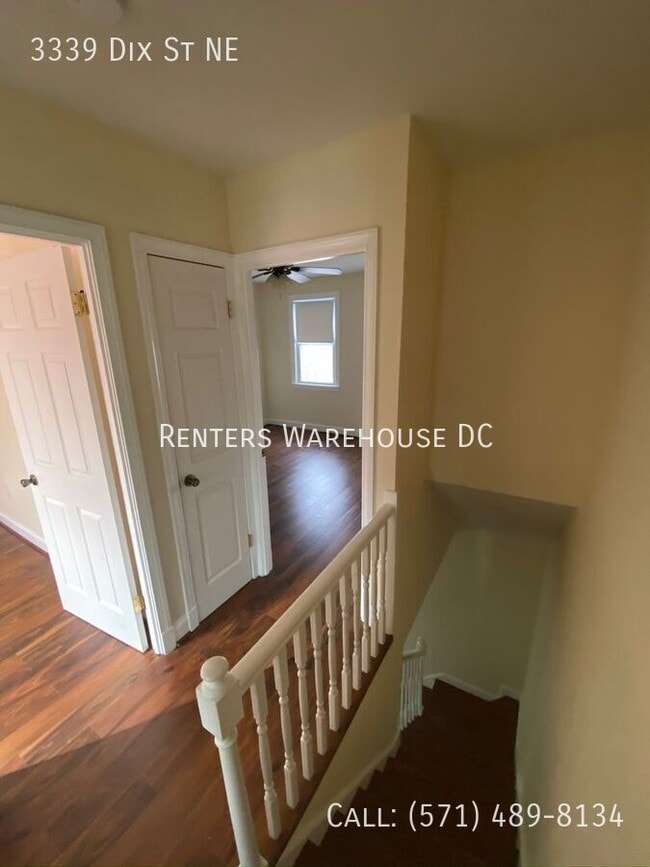 Building Photo - 3339 Dix St NE