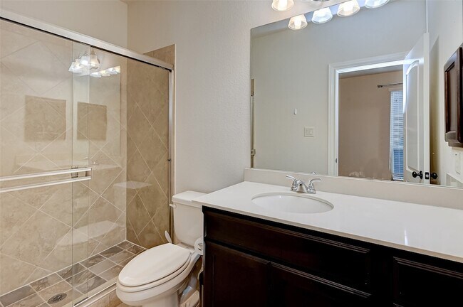 Building Photo - 4006 Misty Waters Ln