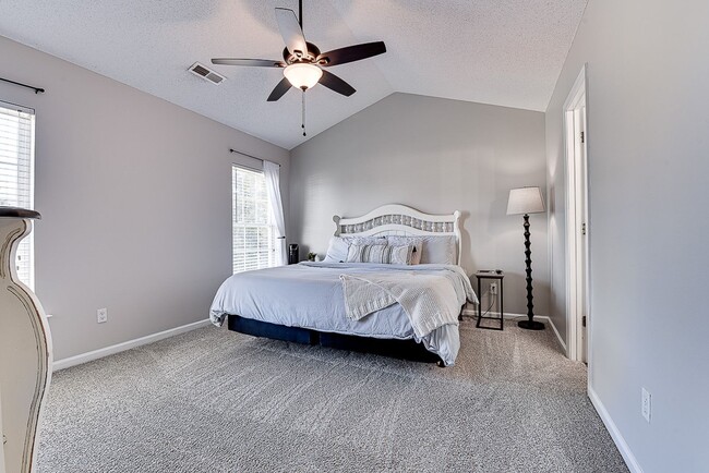 Building Photo - 4 BR/Loft near Simpsonville!  Lawn Maintenance included! Amenities & Close to Shopping & Restaurants