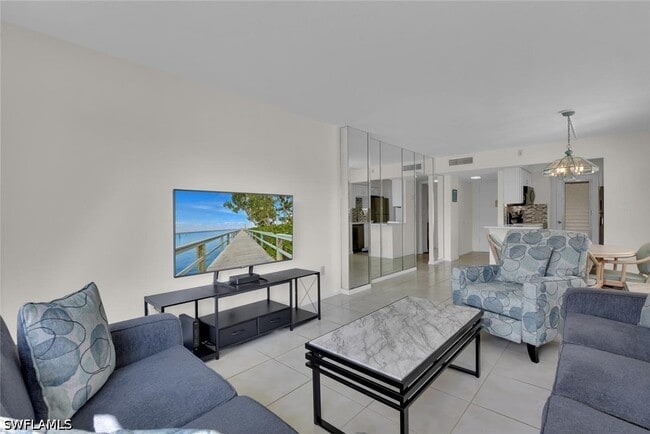 Building Photo - 1300 Gulf Shore Blvd N
