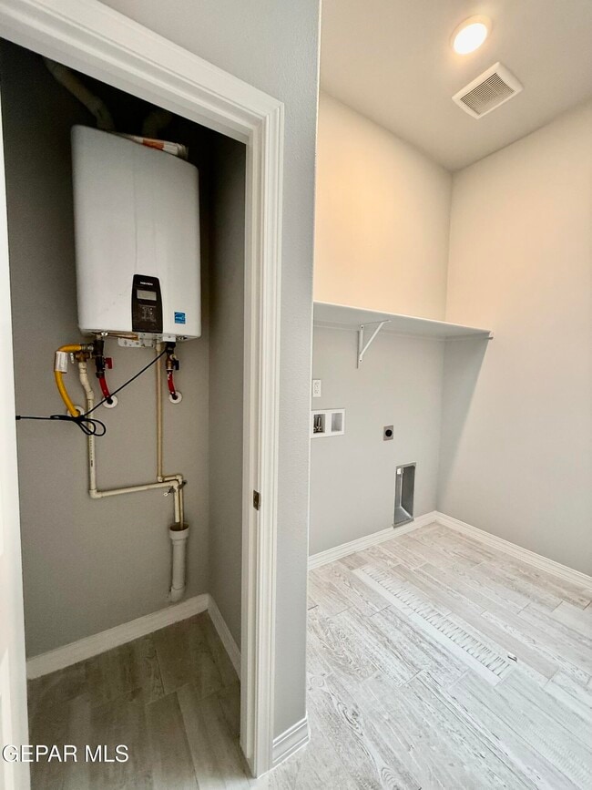 Building Photo - 15136 Ambition Ave