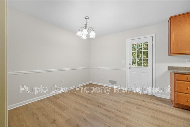 Building Photo - 4201 Autumn Lake Dr