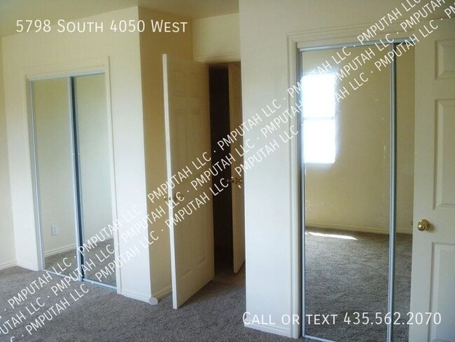 Building Photo - 5798 4050 W St