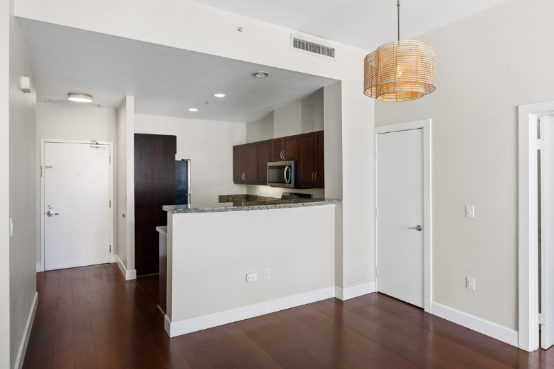 Building Photo - 530 K St