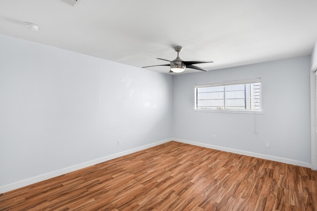 Building Photo - 309 Stratford St