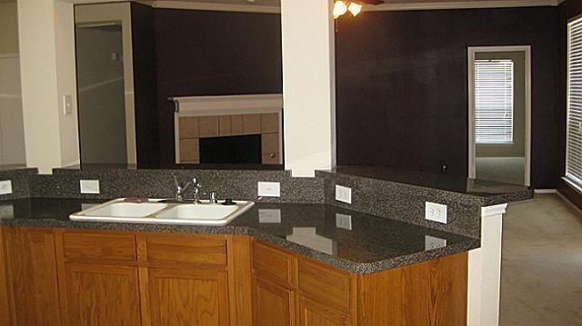 Building Photo - 1801 Solitude Ct