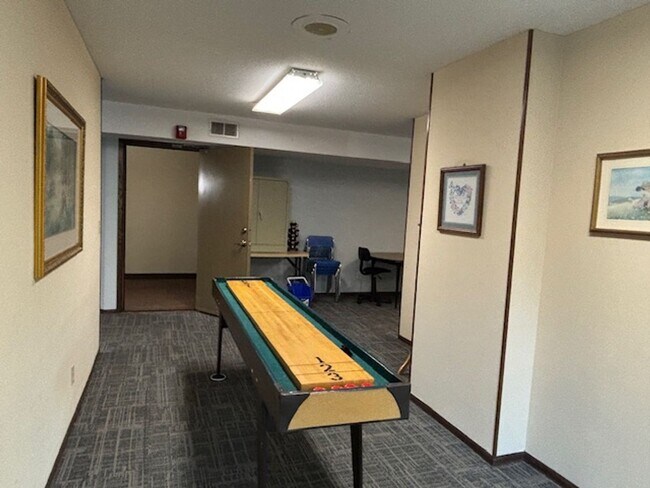 Building Photo - Great 1 BR/1 BA Condo in the Heart of Litt...