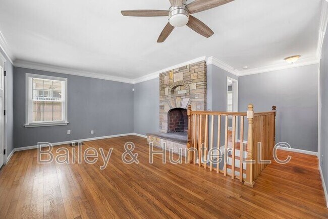 Building Photo - 1472 Norman Berry Dr