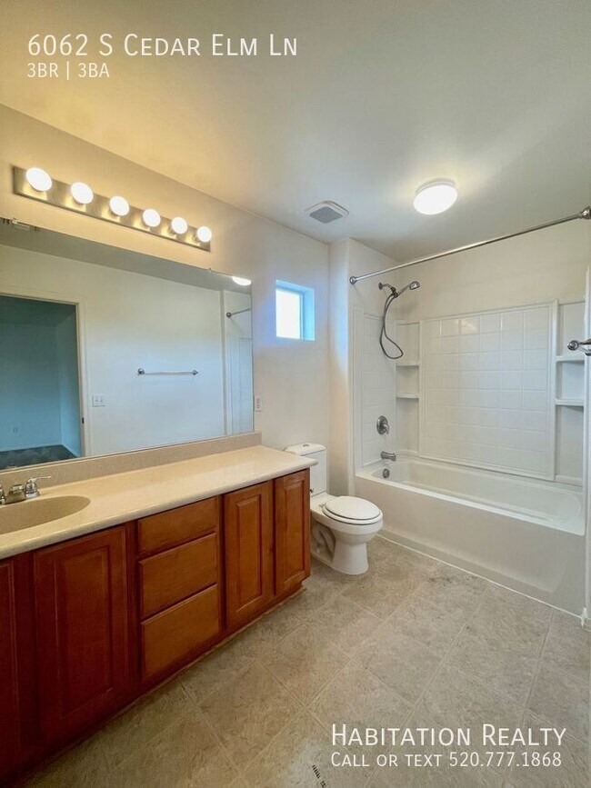 Building Photo - 6062 S Cedar Elm Ln