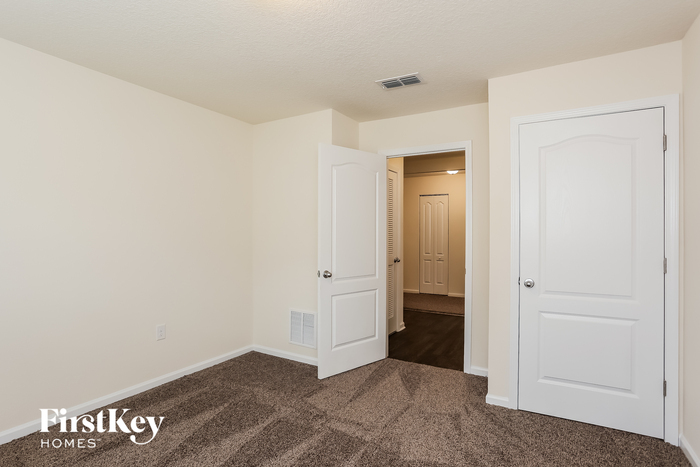 Building Photo - 3683 Alta Lakes Blvd
