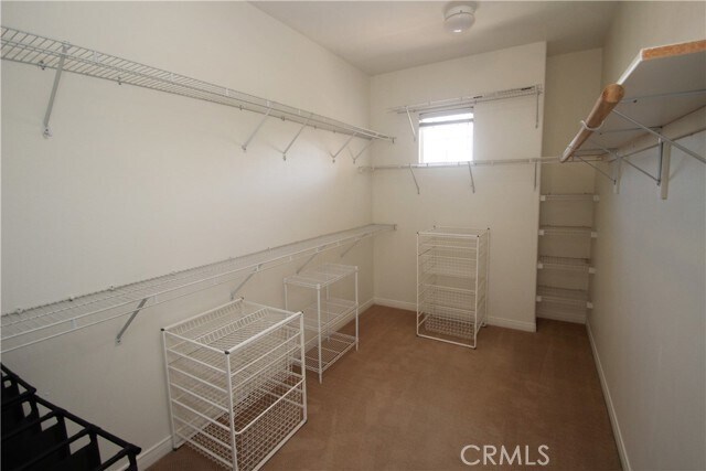 Building Photo - 19 Benavente