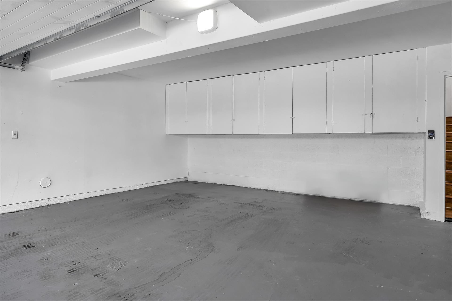 2 Car Garage - 4425 Alla Rd