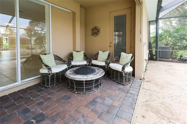 Building Photo - 18014 Java Isle Dr