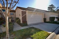 Building Photo - Gated Fairway Village 3 Bedroom Fullerton ...