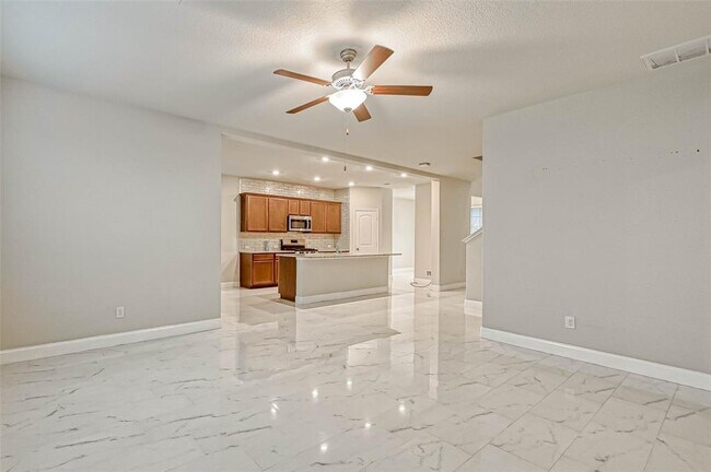 Building Photo - 25919 Aura Lake Ln