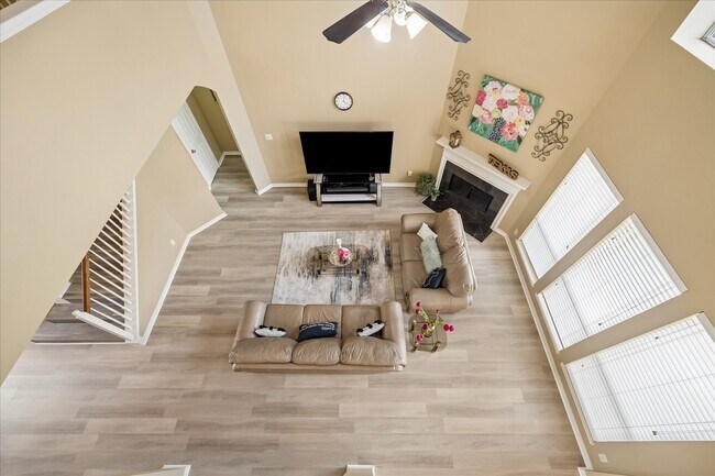 Building Photo - 2614 Cezanne Cir