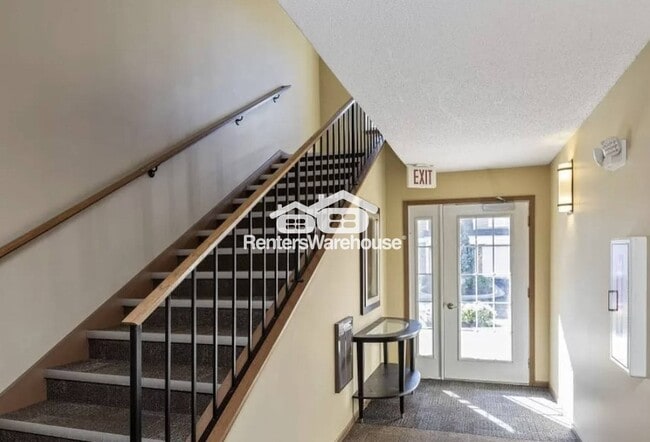 Building Photo - 6145 Chasewood Pkwy
